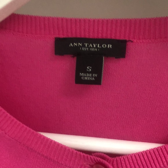 Ann Taylor pink cardigan - Picture 3 of 5